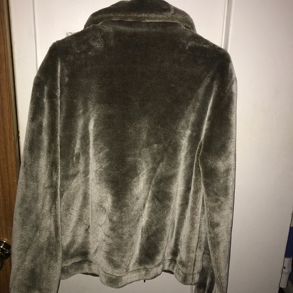 UO Faux Fur Tan Jacket - Picture 3 of 3